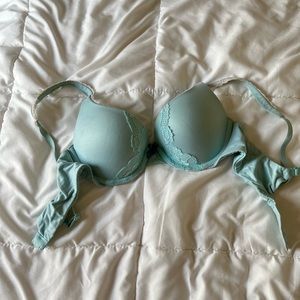 Victoria’s Secret bra